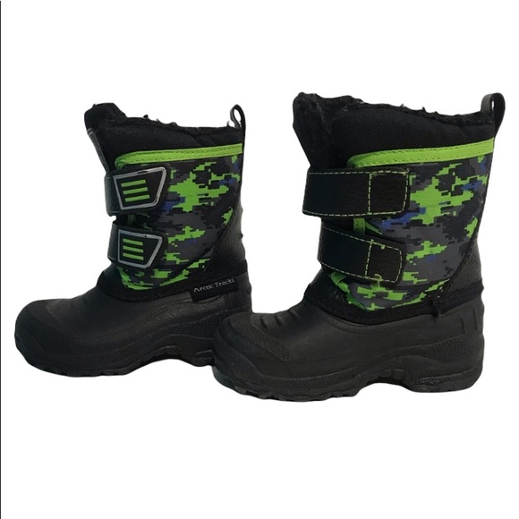 Boys Youth Size 3 Arctic Tracks Hawks Boots Light-Up In Back Waterproof - Picture 2 of 13